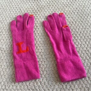 C. Wonder Cashmere Gloves